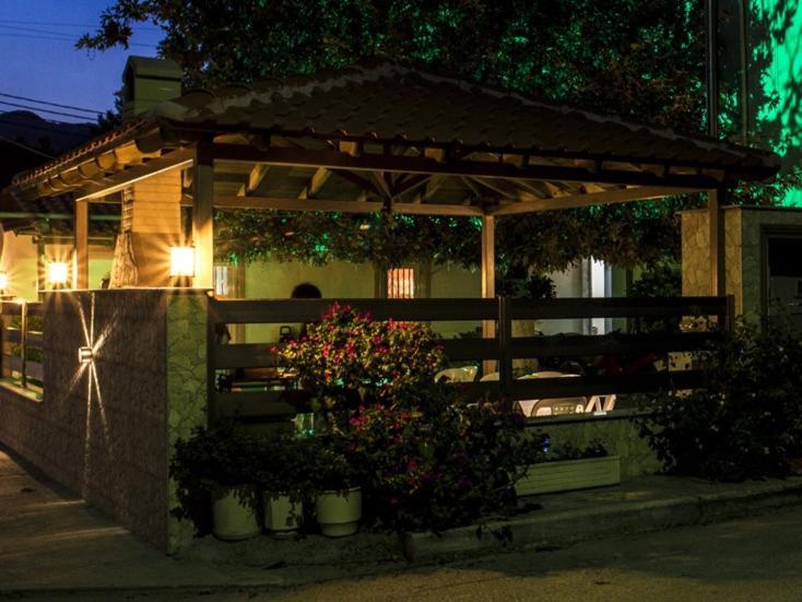 Villa Alexandra Vrasná Exterior foto